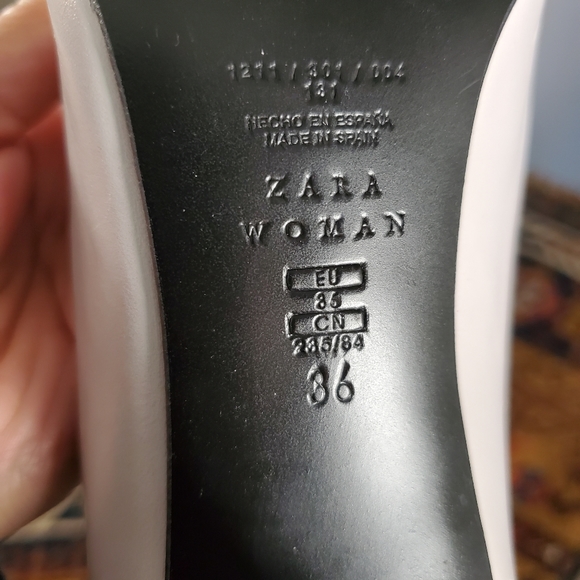 Zara pumps with metallic tip - Picture 3 of 3